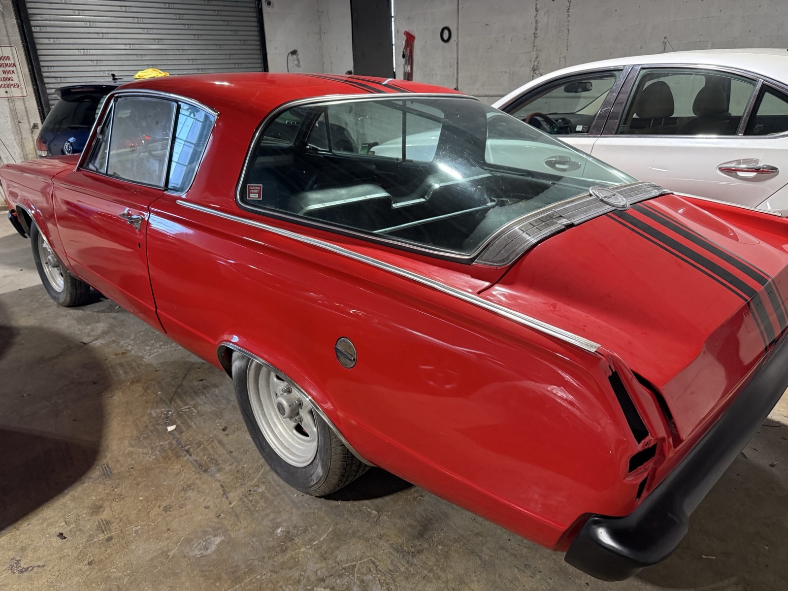 Plymouth-Barracuda-1966-4