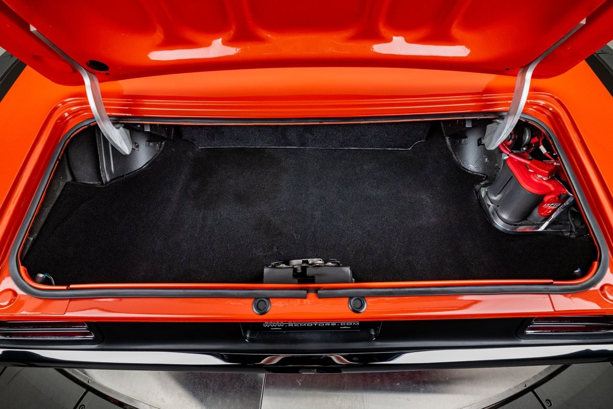 Plymouth-Barracuda-1970-Hardtop-39