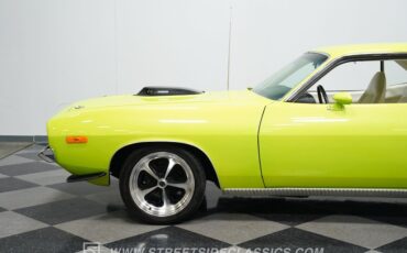 Plymouth-Barracuda-1973-Limelight-White-19