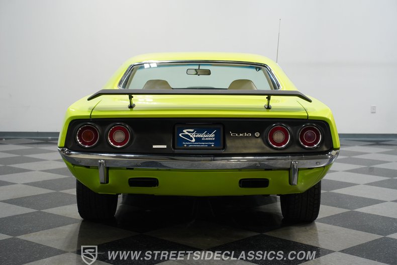 Plymouth-Barracuda-1973-Limelight-White-4