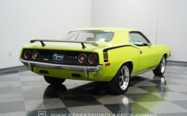 Plymouth-Barracuda-1973-Limelight-White-43