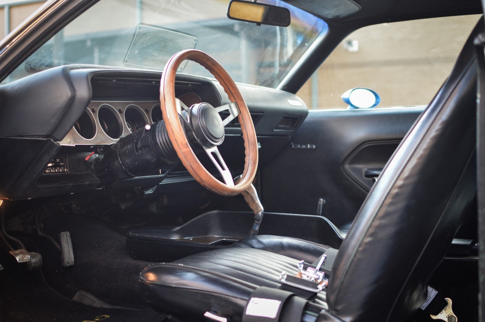 Plymouth-Barracuda-1974-Coupe-37