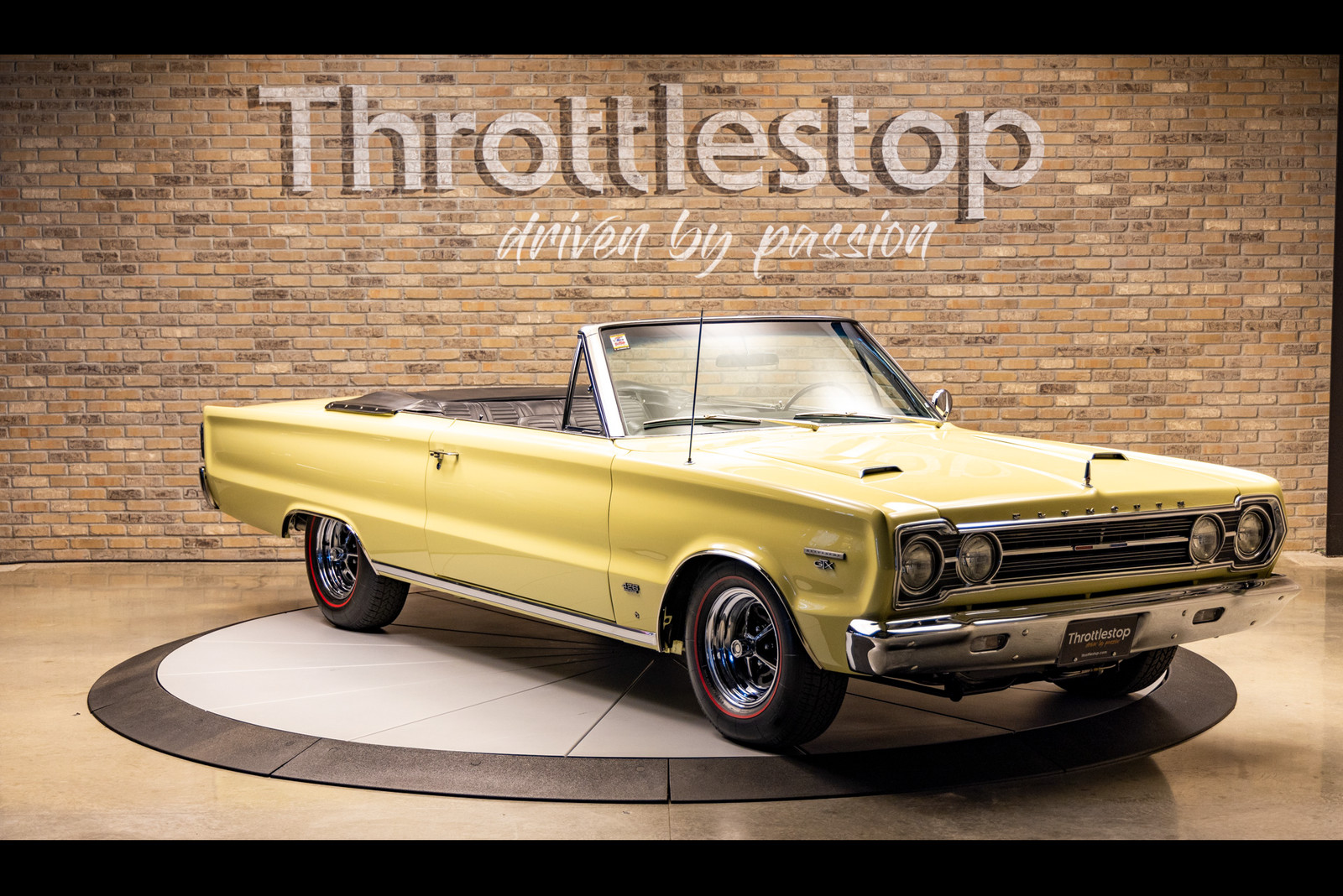Plymouth-Belvedere-1967-Convertible-4