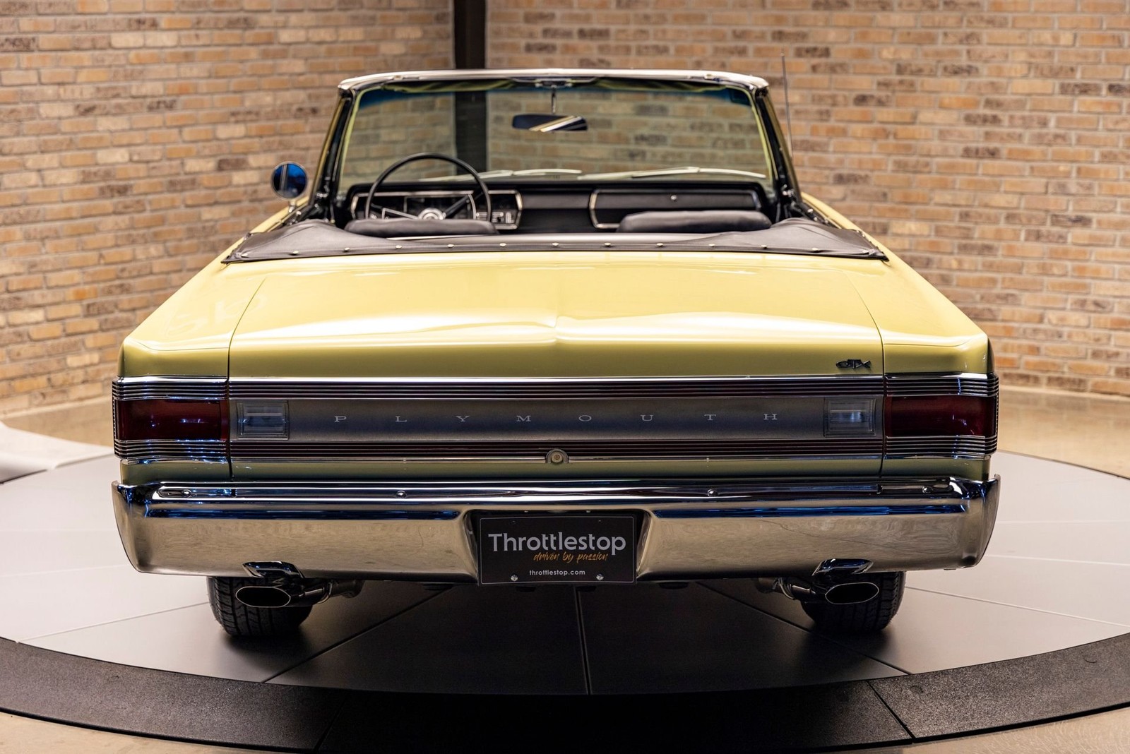 Plymouth-Belvedere-1967-Convertible-8