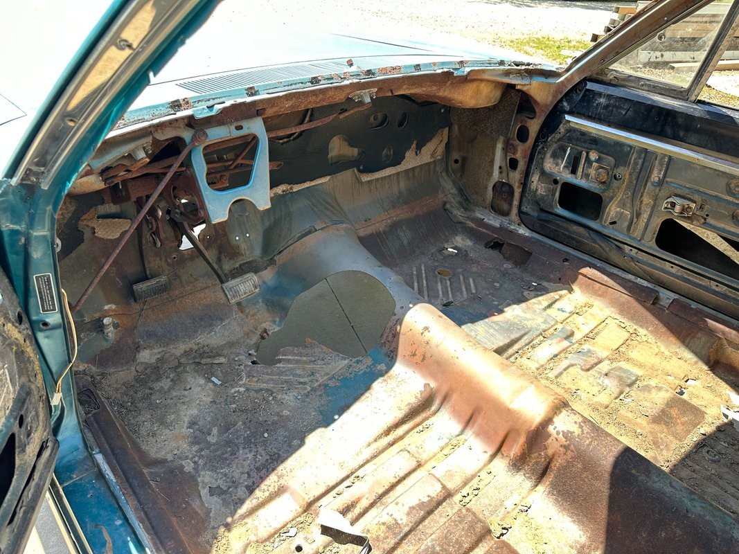 Plymouth-Belvedere-1968-31