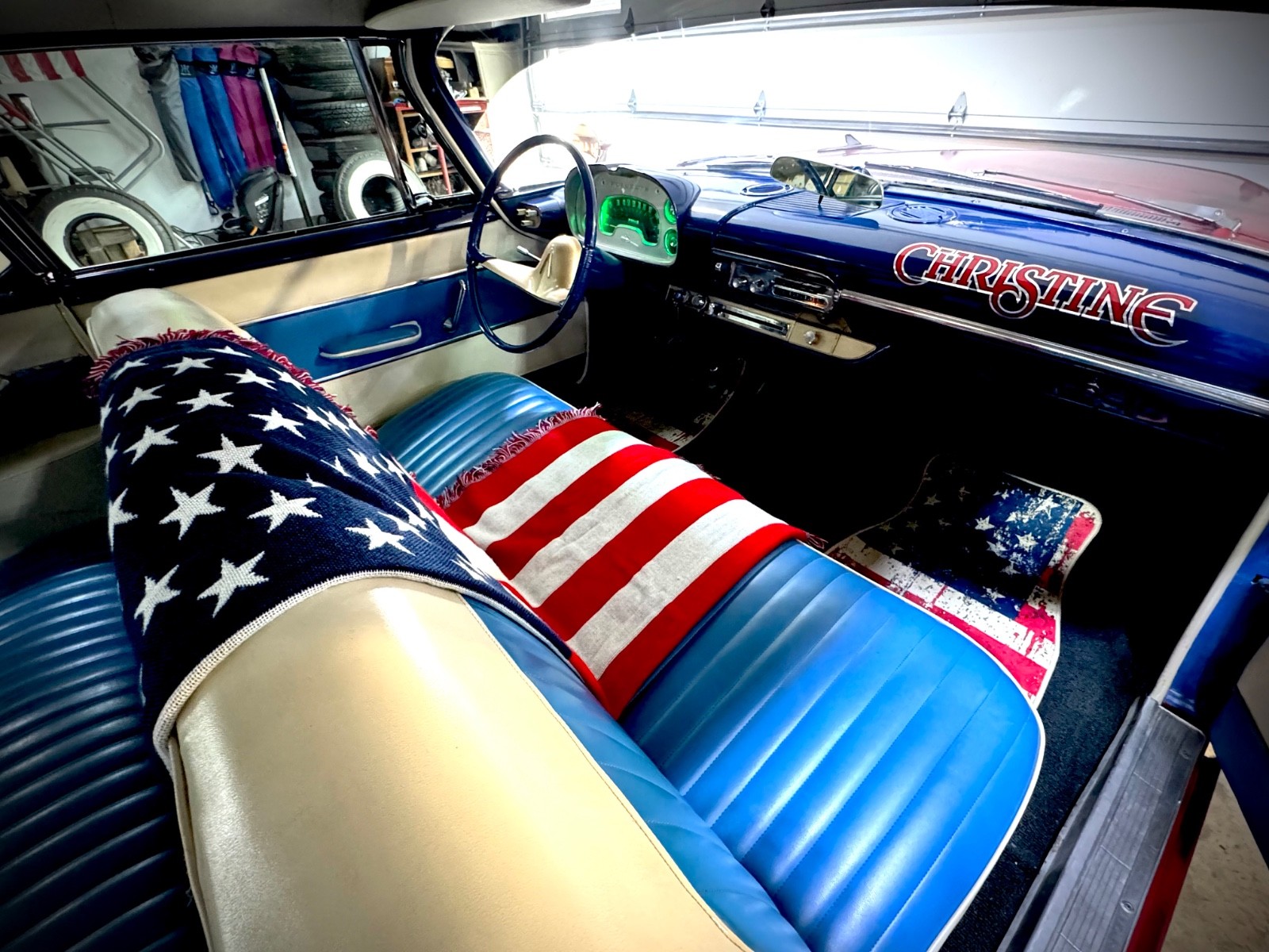 Plymouth-Christine-Fury-1957-Coupe-13