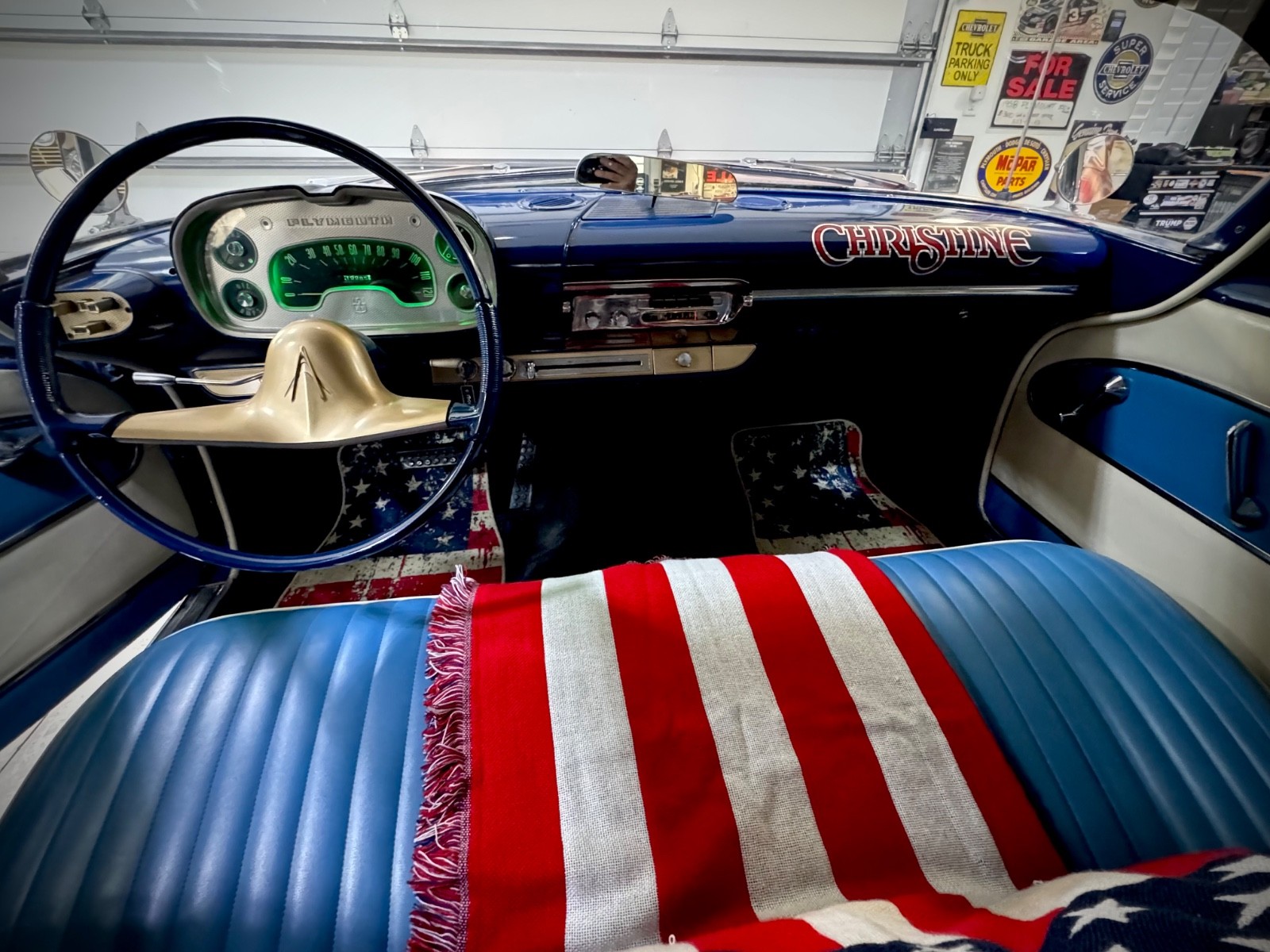 Plymouth-Christine-Fury-1957-Coupe-14