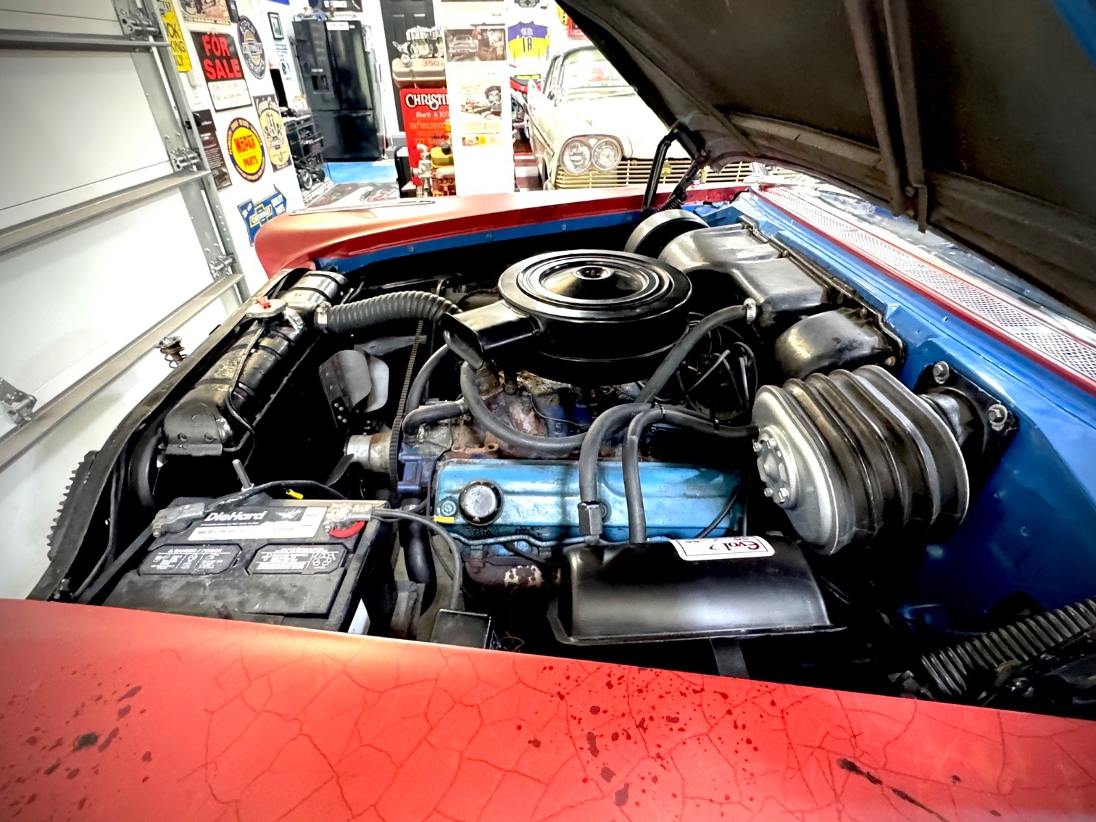 Plymouth-Christine-Fury-1957-Coupe-15