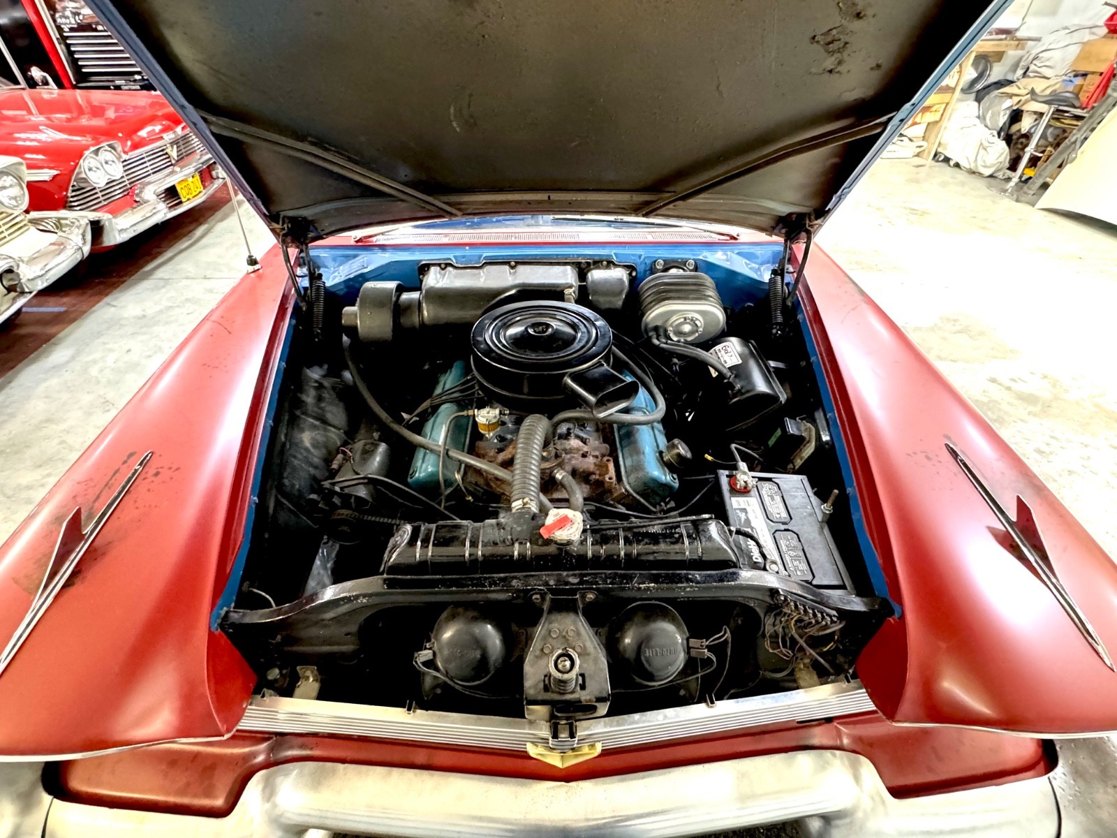 Plymouth-Christine-Fury-1957-Coupe-16