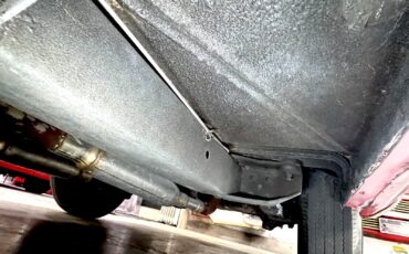 Plymouth-Christine-Fury-1957-Coupe-20