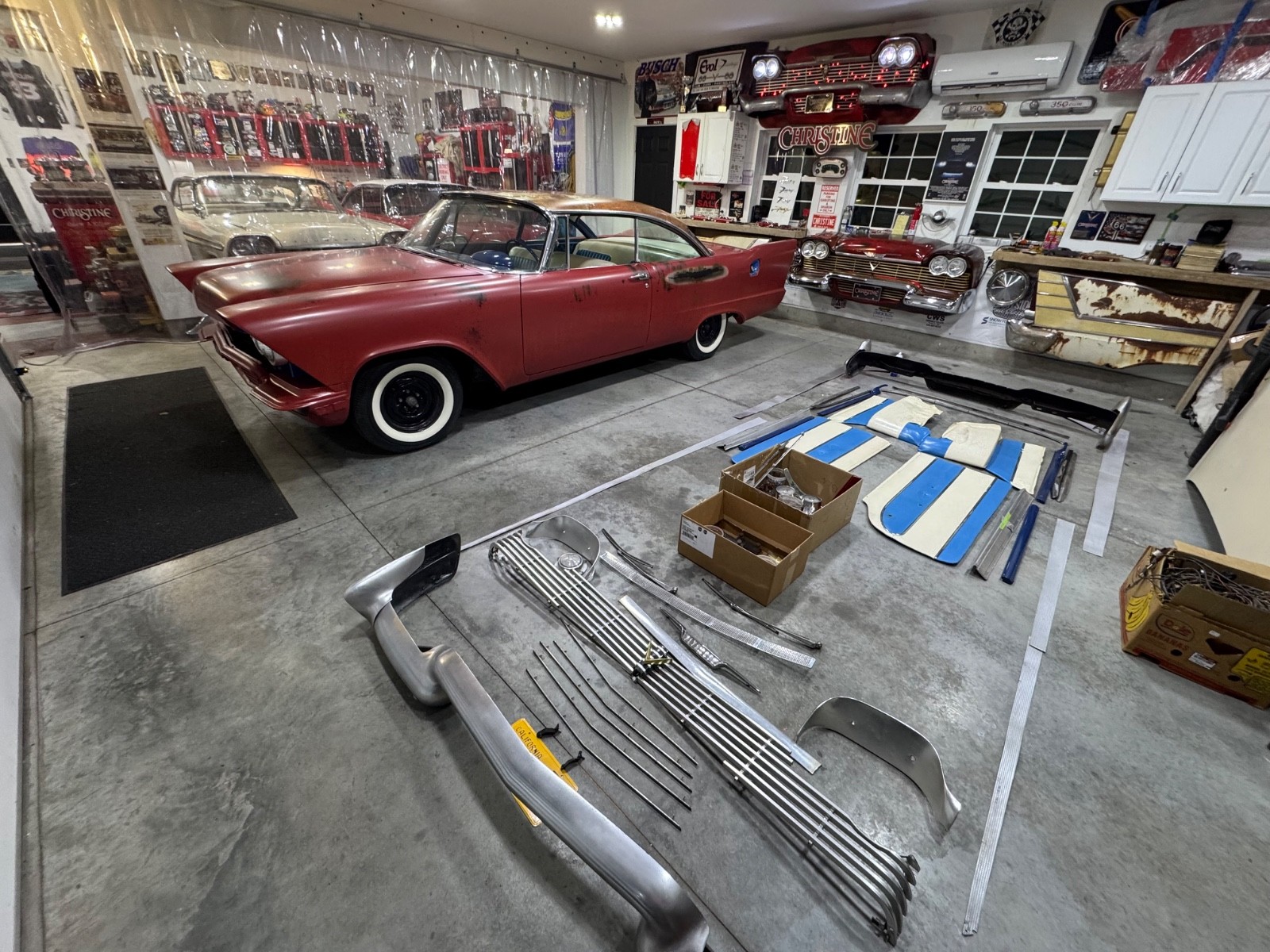 Plymouth-Christine-Fury-1957-Coupe-31