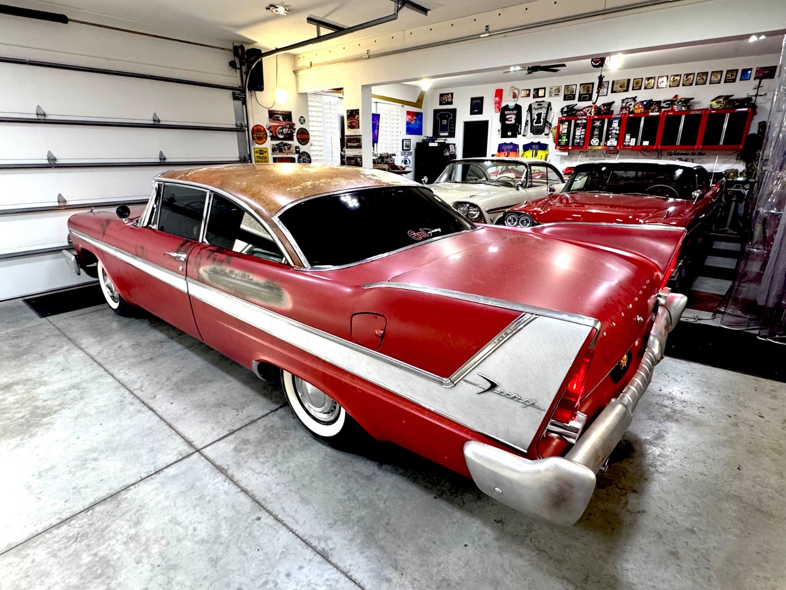 Plymouth-Christine-Fury-1957-Coupe-4