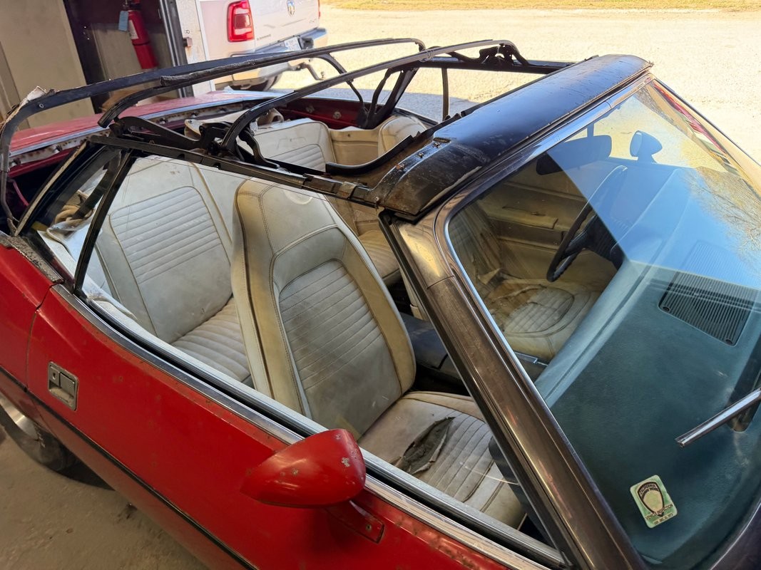 Plymouth-Cuda-1970-11