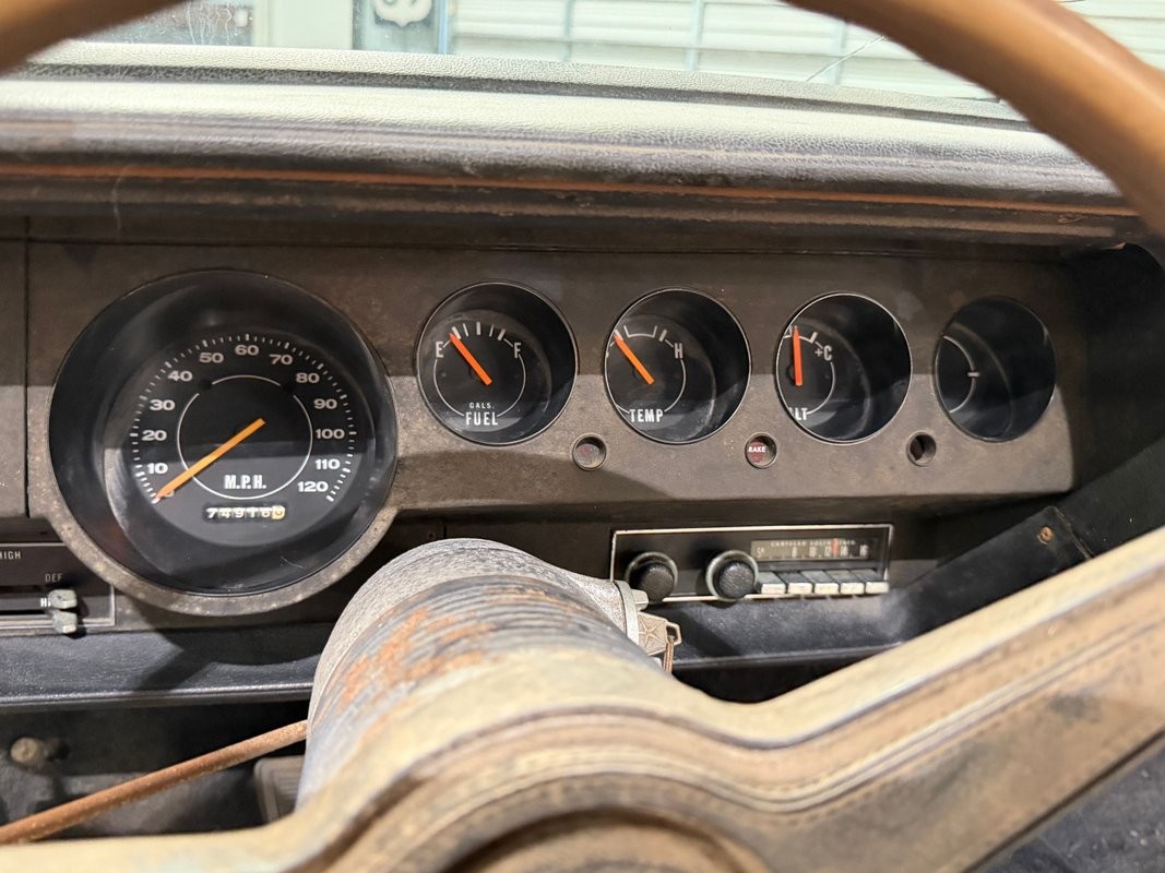 Plymouth-Cuda-1970-17