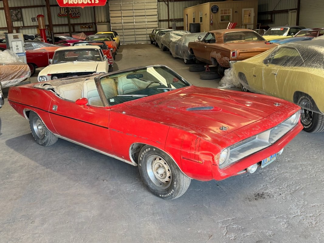 Plymouth-Cuda-1970-38