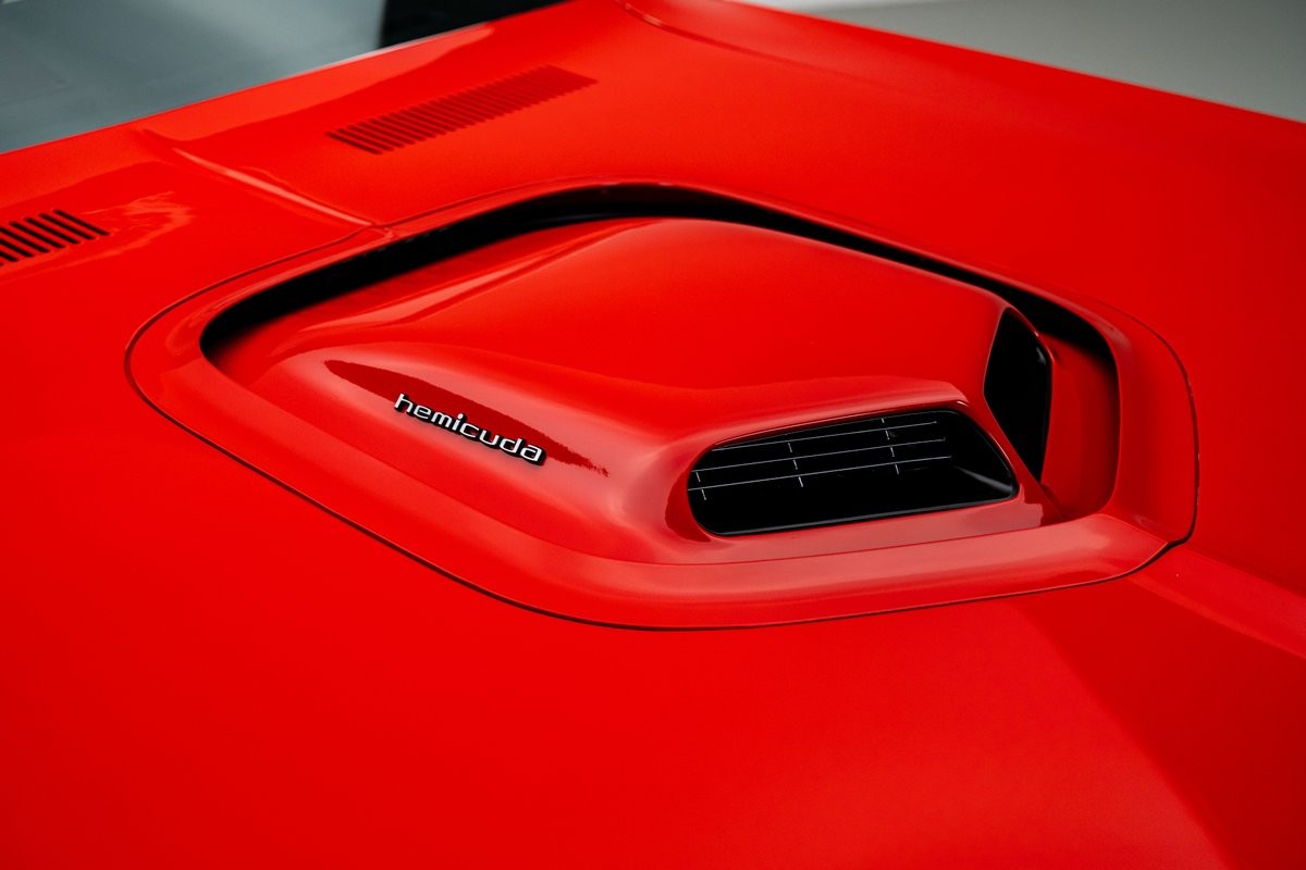 Plymouth-Cuda-1970-Hardtop-12