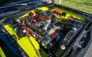 Plymouth-Duster-1970-2-Door-15