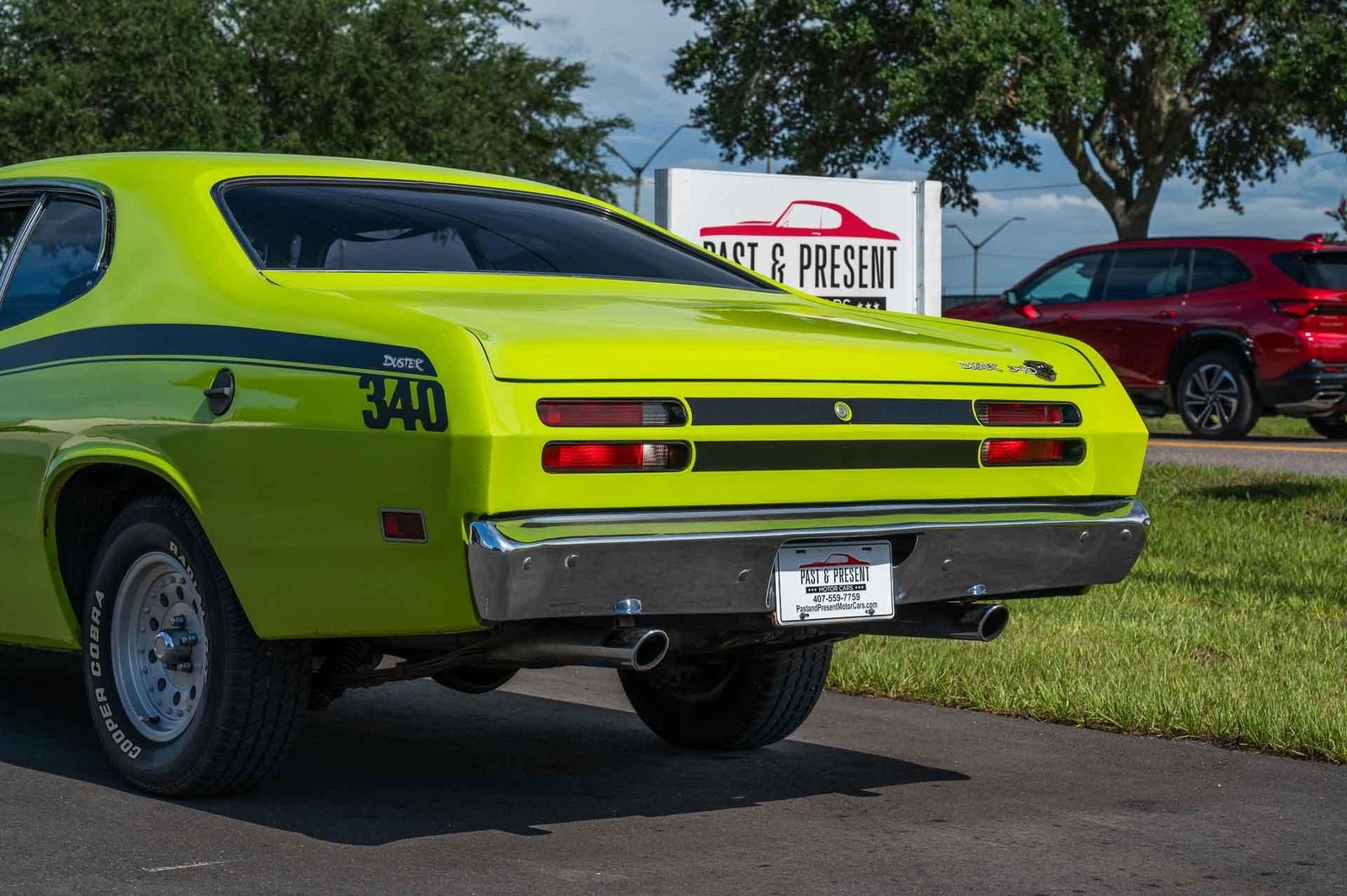 Plymouth-Duster-1970-2-Door-19