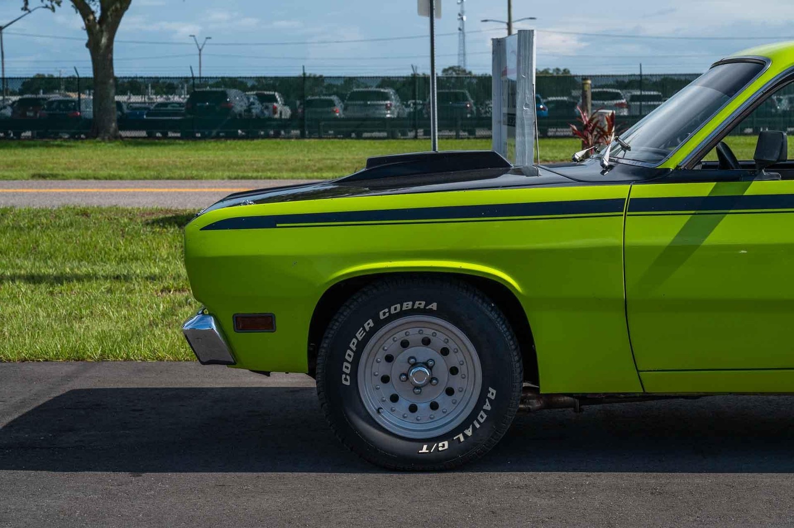 Plymouth-Duster-1970-2-Door-22