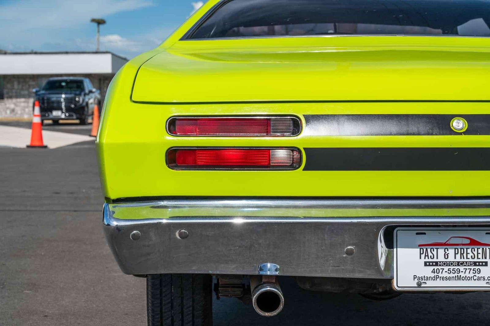 Plymouth-Duster-1970-2-Door-27