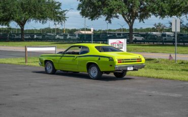 Plymouth-Duster-1970-2-Door-3
