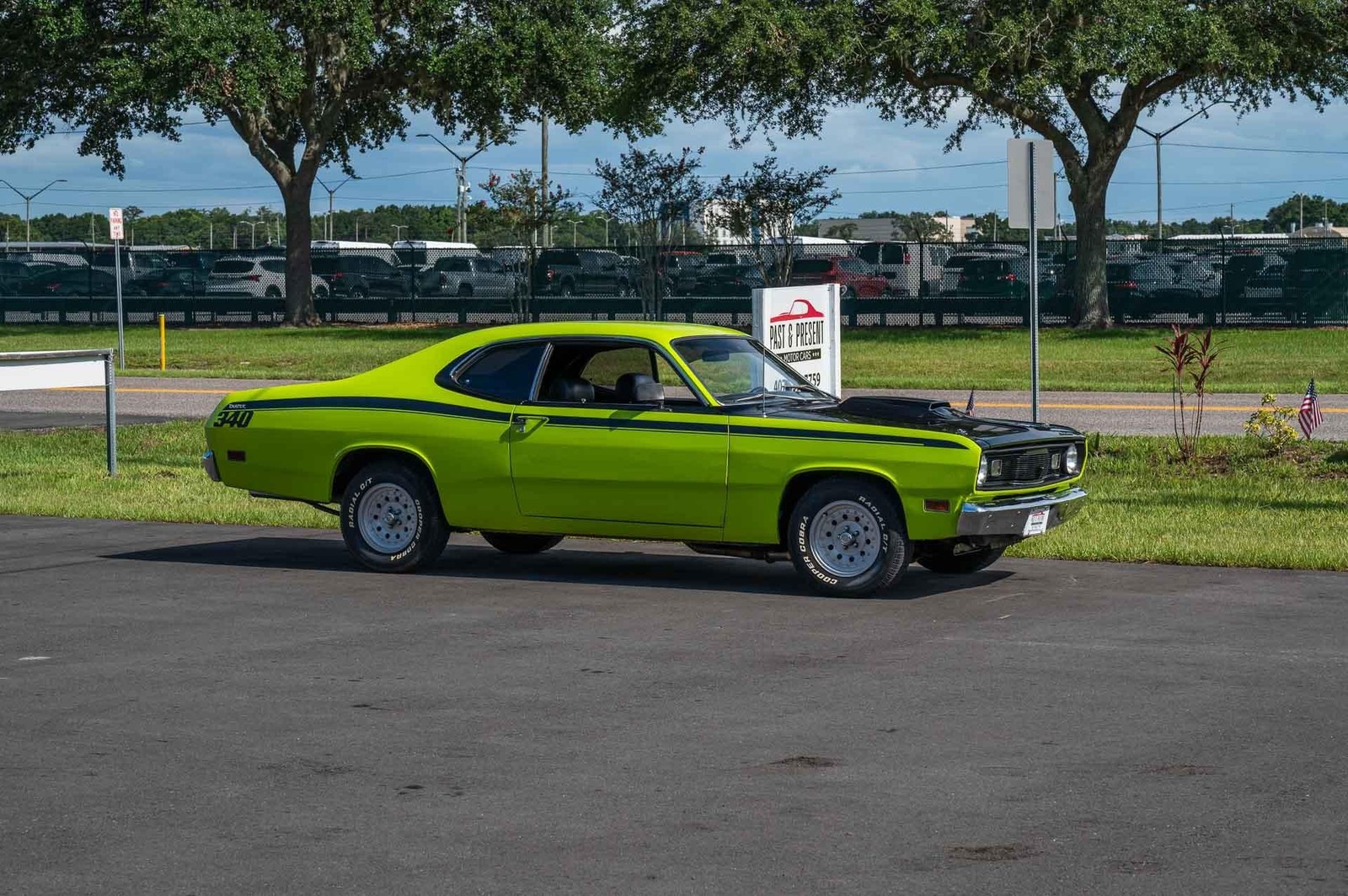 Plymouth-Duster-1970-2-Door-30