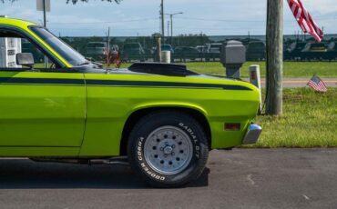 Plymouth-Duster-1970-2-Door-33
