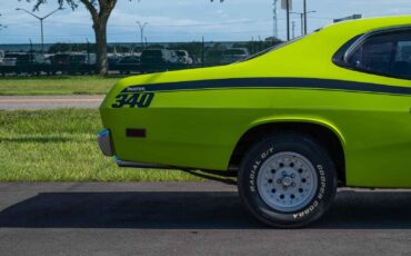 Plymouth-Duster-1970-2-Door-35