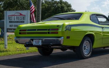 Plymouth-Duster-1970-2-Door-37