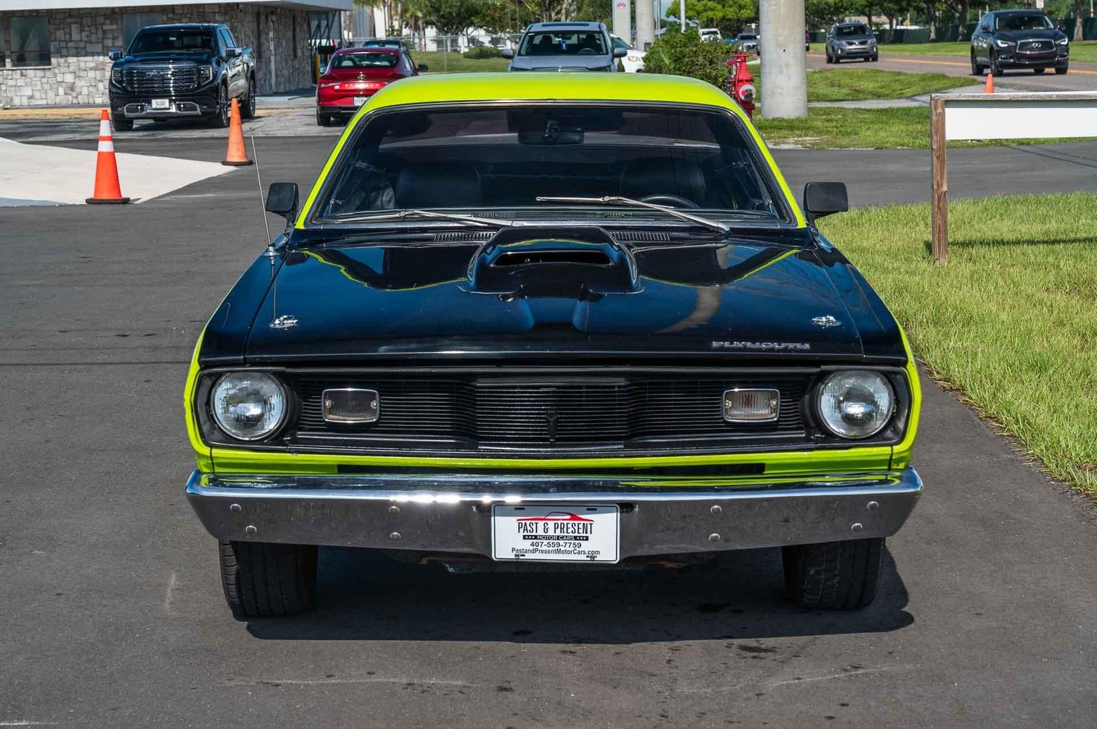 Plymouth-Duster-1970-2-Door-38