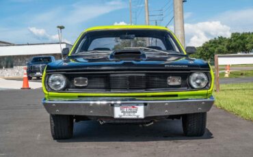 Plymouth-Duster-1970-2-Door-39