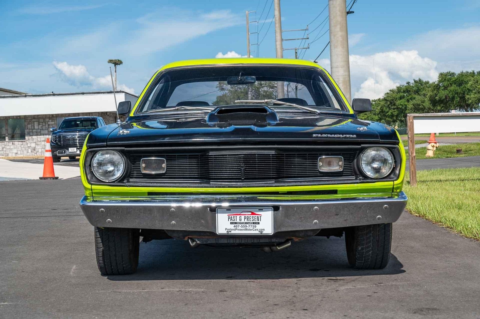 Plymouth-Duster-1970-2-Door-39