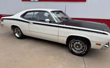 Plymouth-Duster-1971-Coupe-17