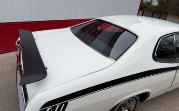 Plymouth-Duster-1971-Coupe-24