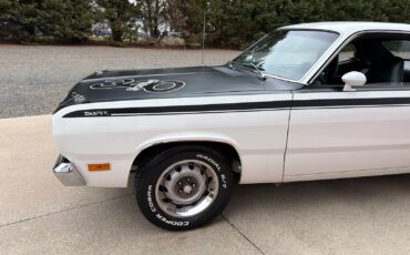 Plymouth-Duster-1971-Coupe-38