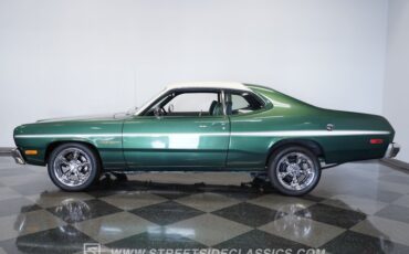Plymouth-Duster-1974-Green-Green-1