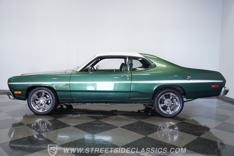 Plymouth-Duster-1974-Green-Green-1
