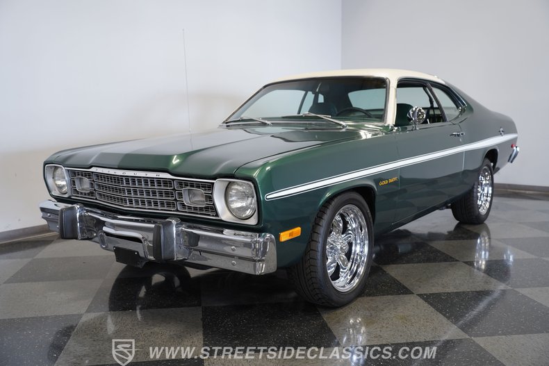 Plymouth-Duster-1974-Green-Green-11