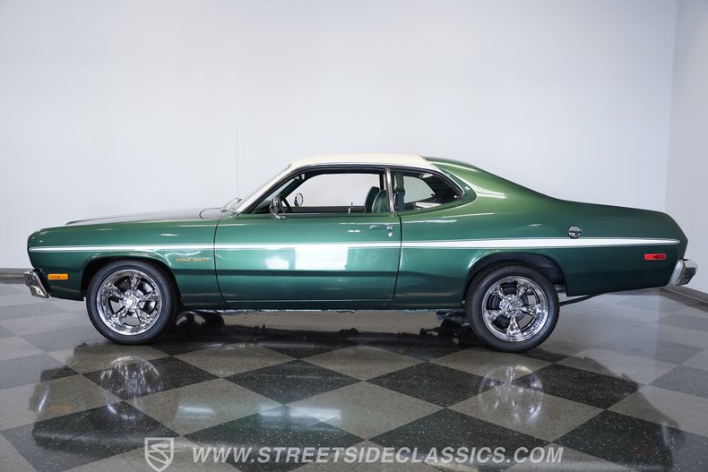 Plymouth-Duster-1974-Green-Green-15