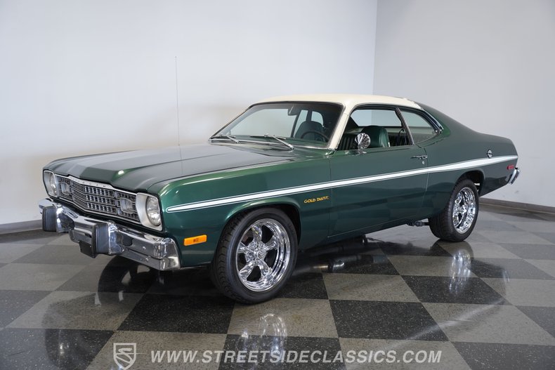 Plymouth-Duster-1974-Green-Green-16