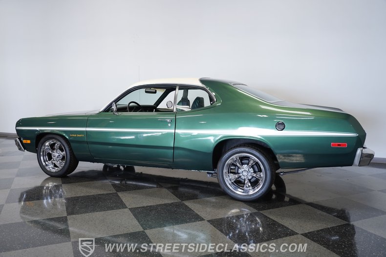 Plymouth-Duster-1974-Green-Green-17