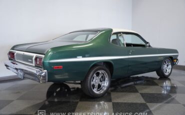 Plymouth-Duster-1974-Green-Green-22