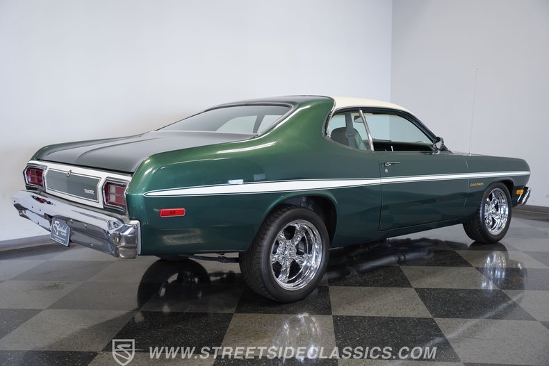 Plymouth-Duster-1974-Green-Green-22
