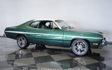 Plymouth-Duster-1974-Green-Green-25