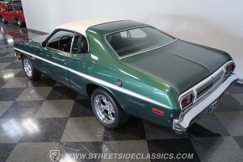 Plymouth-Duster-1974-Green-Green-3