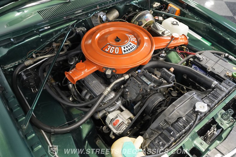 Plymouth-Duster-1974-Green-Green-36