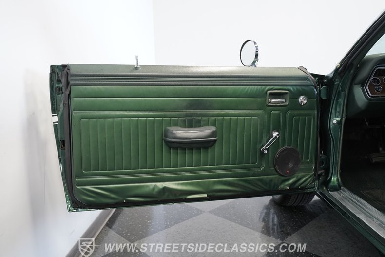 Plymouth-Duster-1974-Green-Green-38