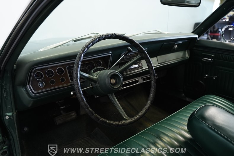 Plymouth-Duster-1974-Green-Green-48
