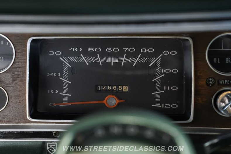 Plymouth-Duster-1974-Green-Green-49