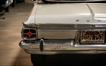 Plymouth-Fury-1963-2-Door-Convertible-18